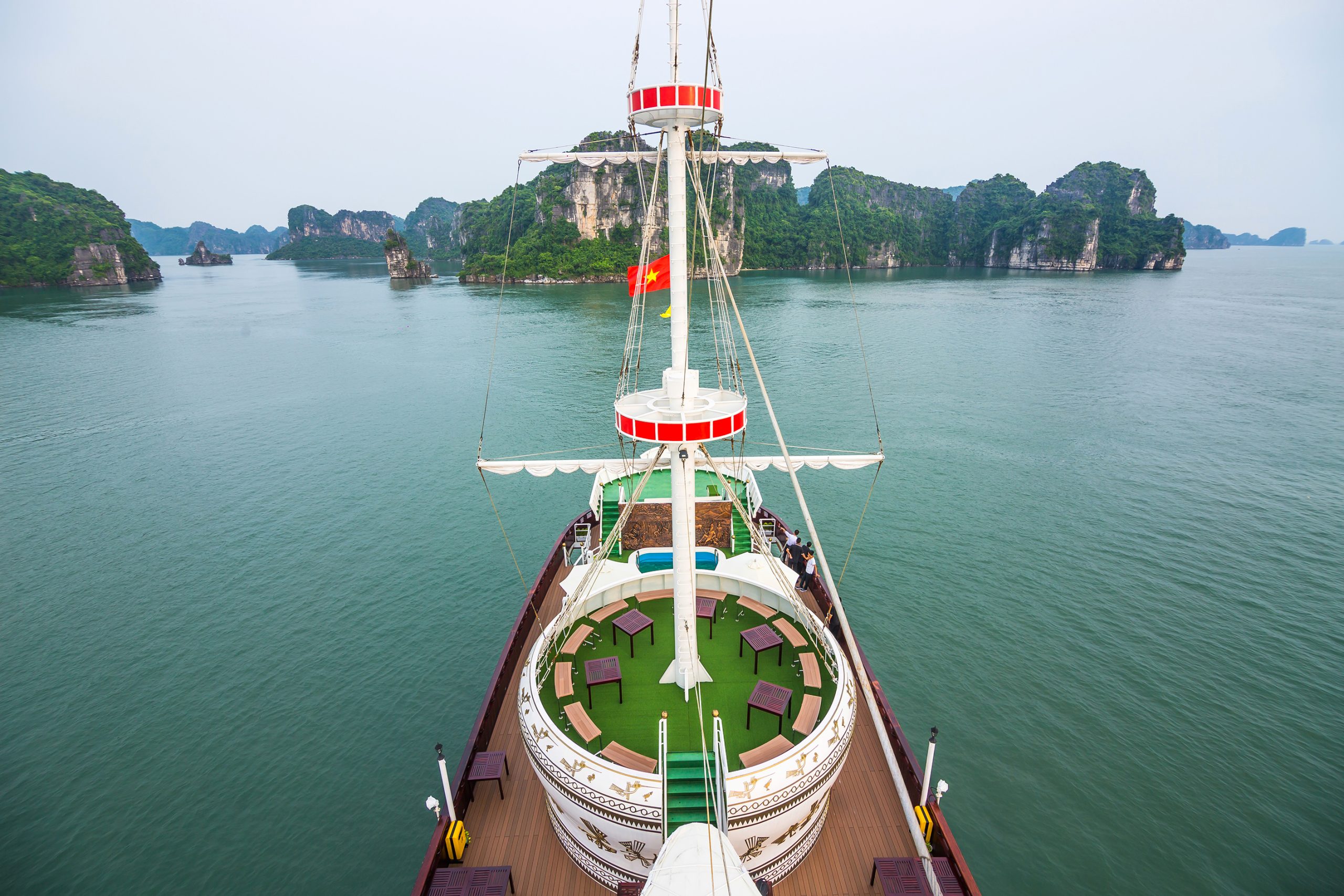 Dragon Legend Cruise - overview outdoor