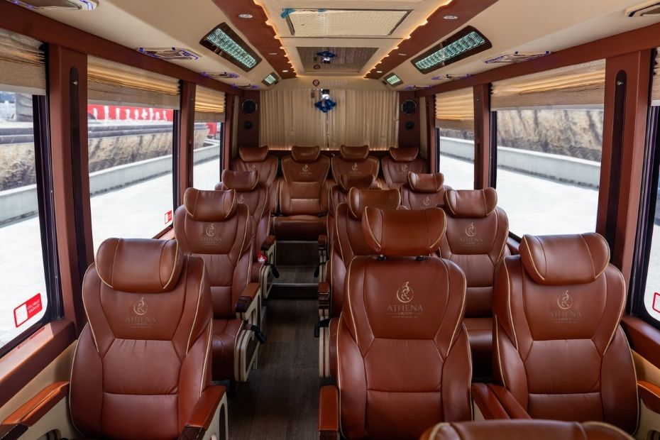 Get to Ha Long Bay and Lan Ha Bay from Hanoi by bus