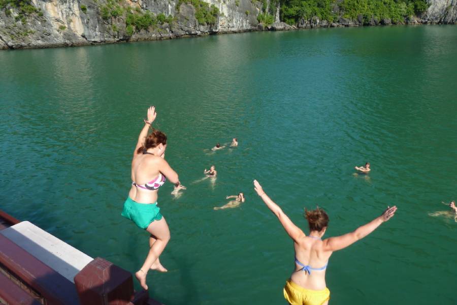What to pack to suit Halong Bay weather in August