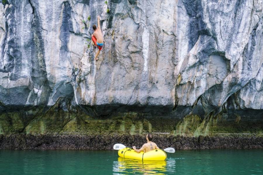 Experience rock climbing in Halong