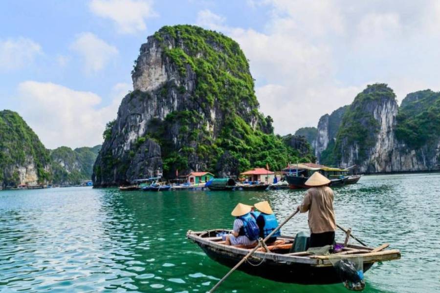 Explore local culture in Cua Van Floating Village