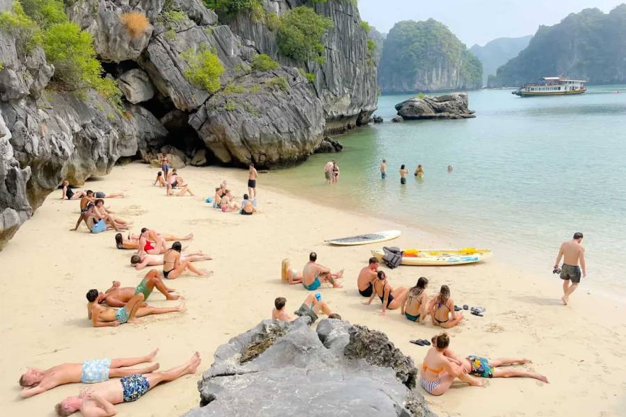 Packing tips for a trip to Halong Bay in September