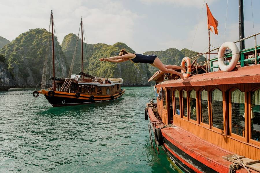 How much time should I spend in Halong Bay