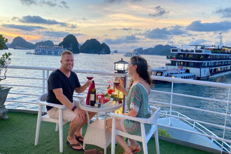 Is Halong Bay cruise worth it