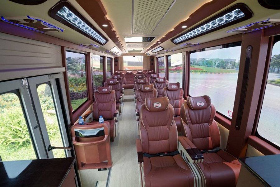 Shuttle Bus to Halong
