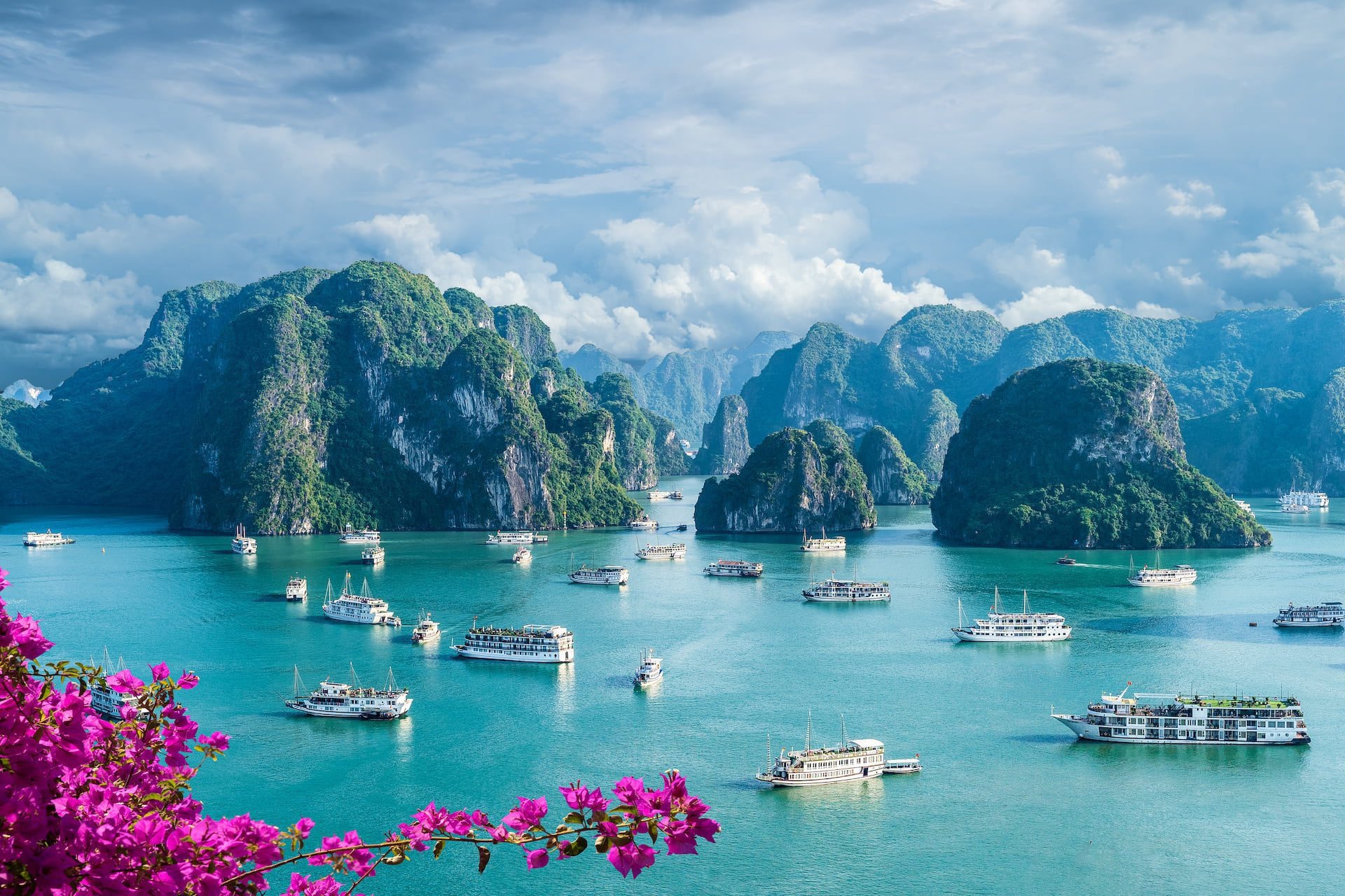 Know Halong Bay climate to decide when to go to Halong Bay