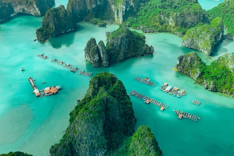 Geography and attractions Halong Bay