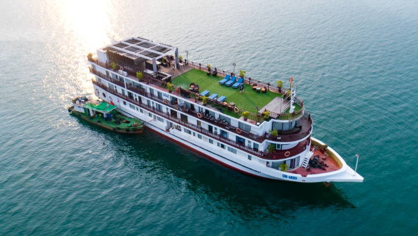 How much is the Halong Bay cruise price?