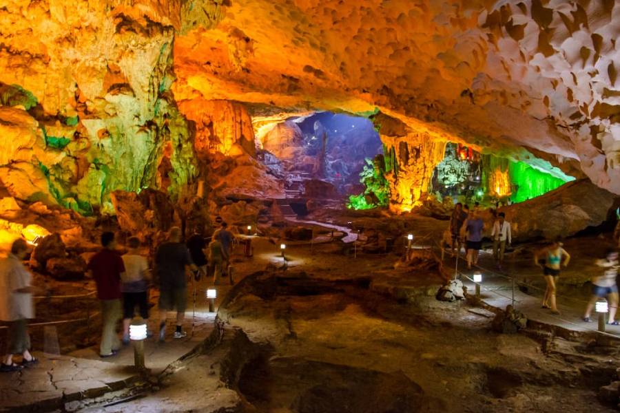 Visiting cultural and historical sites of Halong Bay in May