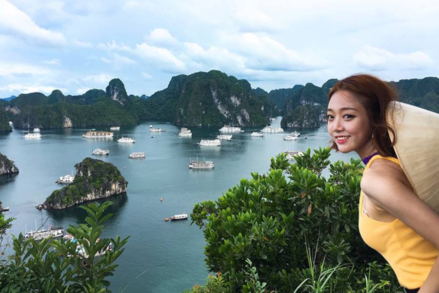 Pros and cons when visiting Halong Bay in May