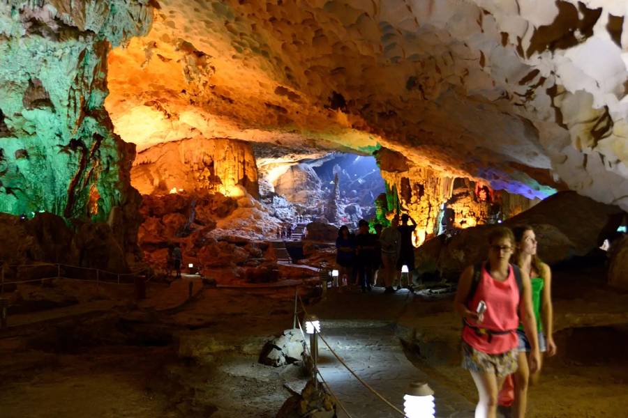 Discovering grottos and caves in November
