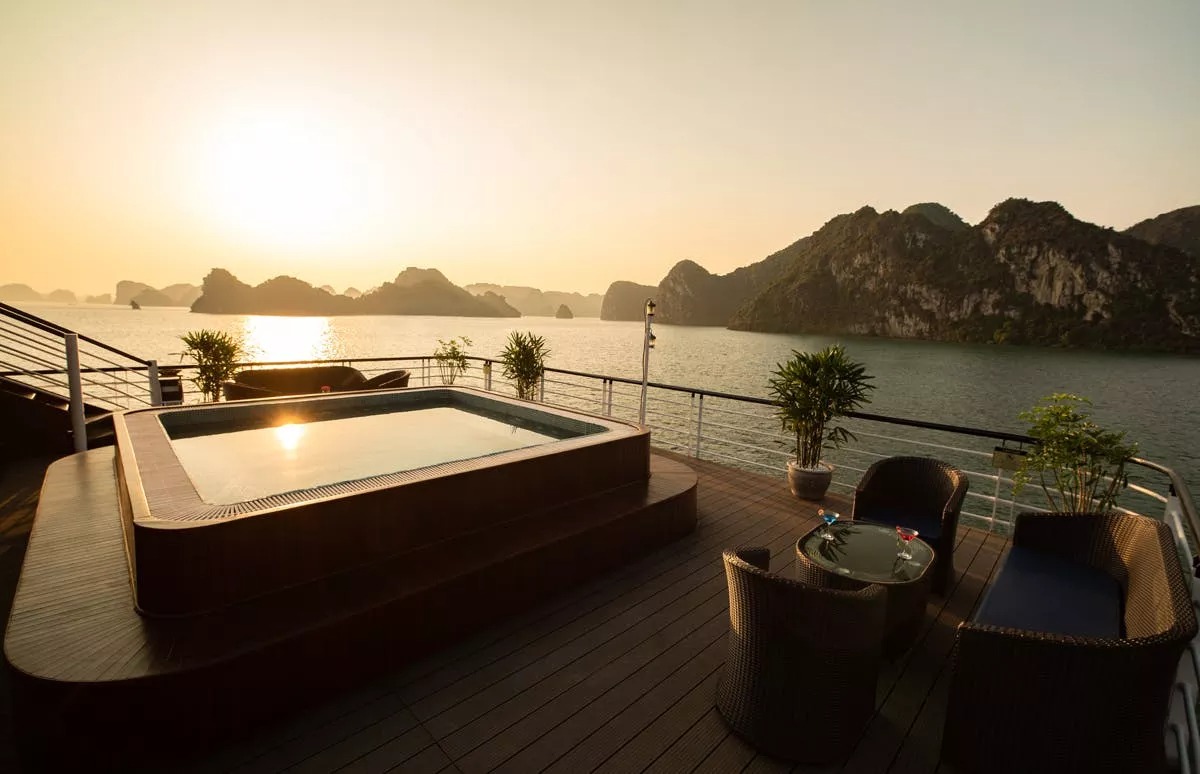 Tips for booking and enjoying spa on cruise ship