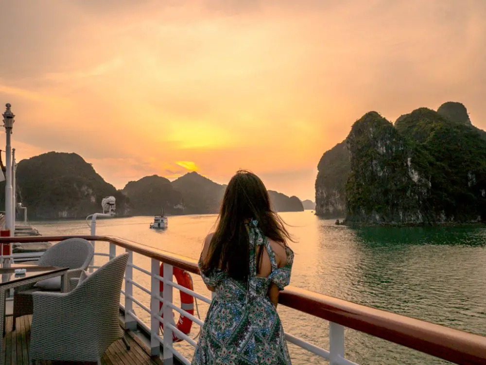 Ha Long Bay day cruises from Hanoi are designed to suit visitors with limited time