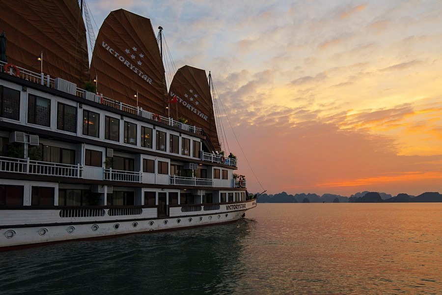 2 Days 1 Night Cruise in Halong Bay
