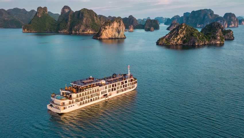 Indochina Premium 1 night cruise Halong Bay