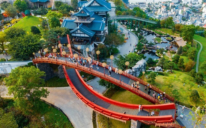 family-friendly activities: Sun World Halong Park