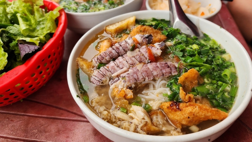 Mantis Shrimp Noodle soup dishes