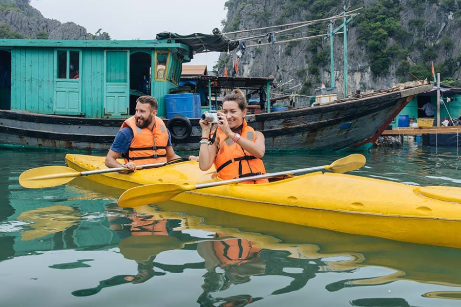 Kayaking in Cong Dam area